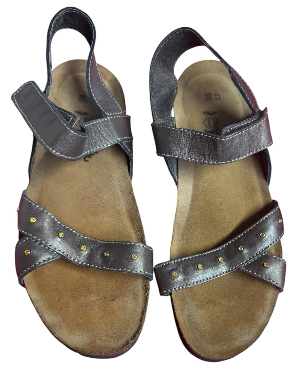 Like new Brown Studded Leather Sandals Sz 38